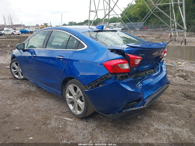 2018 Chevrolet CRUZE PREMIER AUTO photo 3