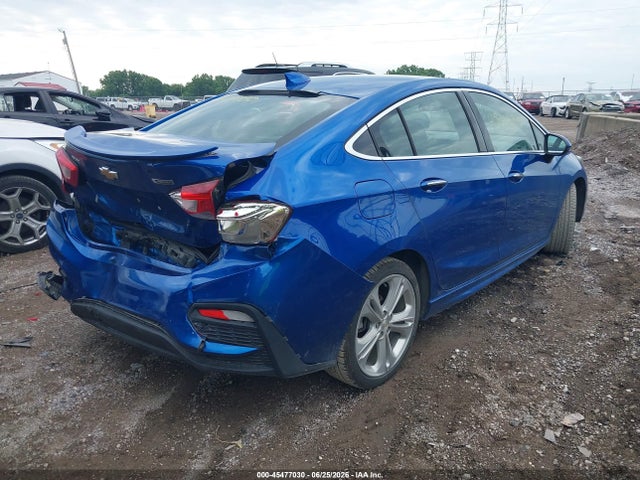2018 Chevrolet CRUZE PREMIER AUTO photo 4
