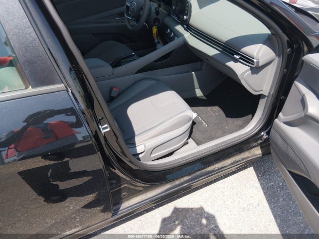 2021 Hyundai ELANTRA SE 照片 5