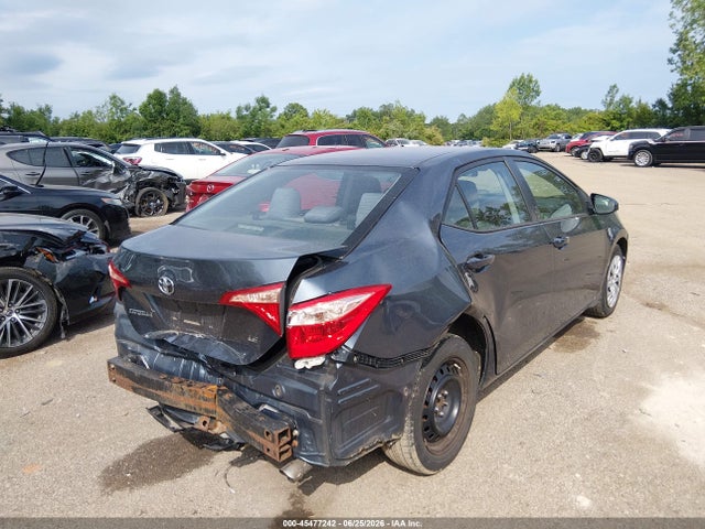 2018 Toyota COROLLA LE photo 4