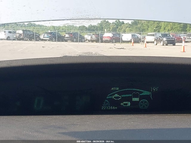 2011 Toyota PRIUS thumbnail 7