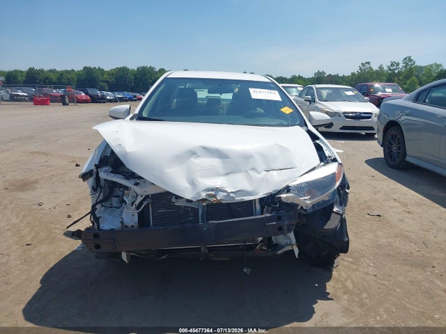 2016 Toyota COROLLA LE — миниатюра 13