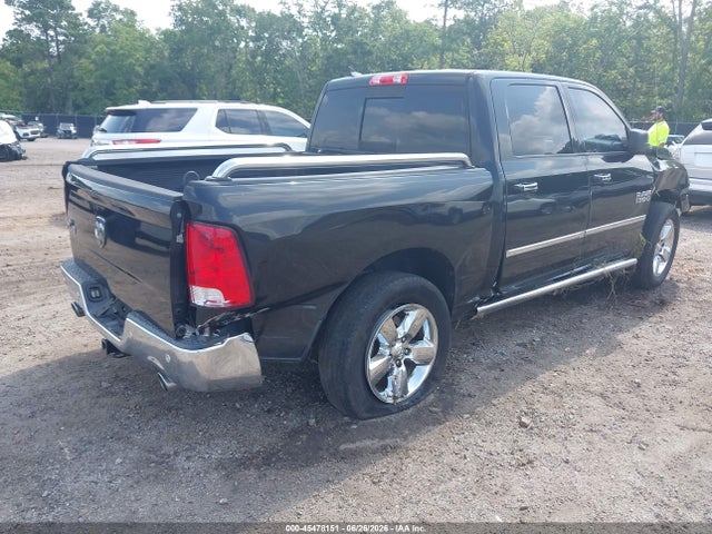 2015 RAM 1500 BIG HORN 照片 4