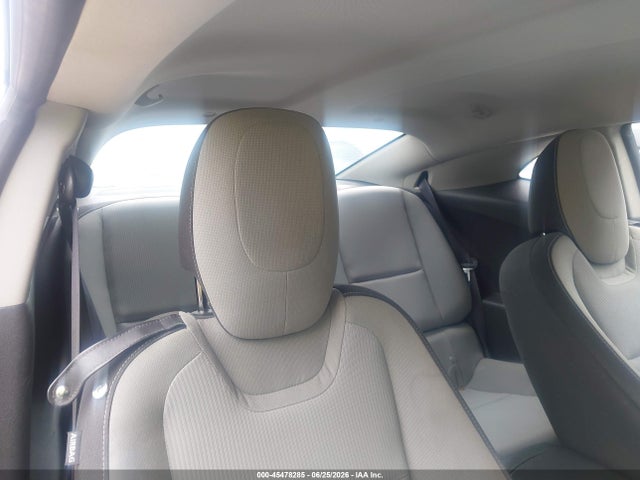 صورة 8 لـ 2010 Chevrolet CAMARO 1LT