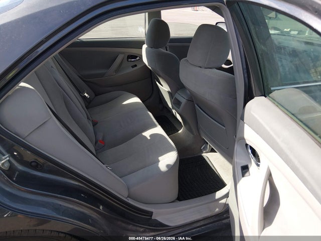 صورة 8 لـ 2009 Toyota CAMRY LE