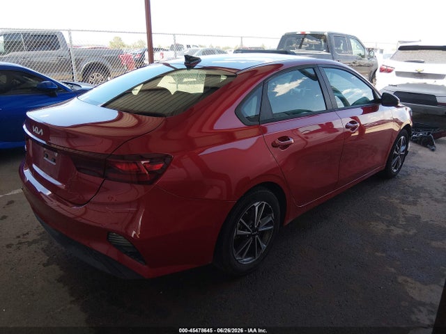 2023 KIA FORTE LXS photo 4