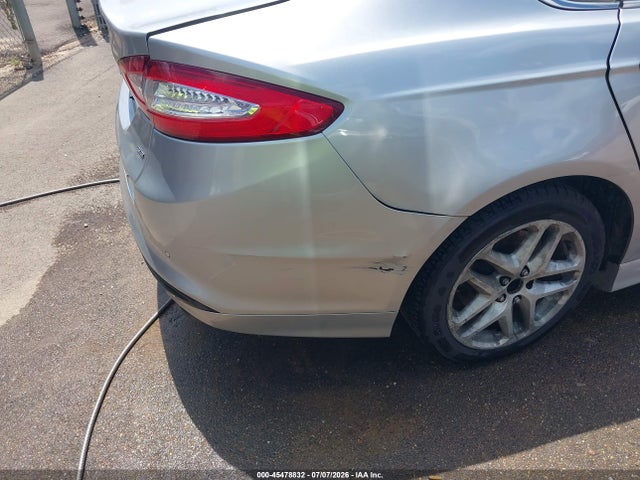 2015 FORD FUSION SE 缩略图 14