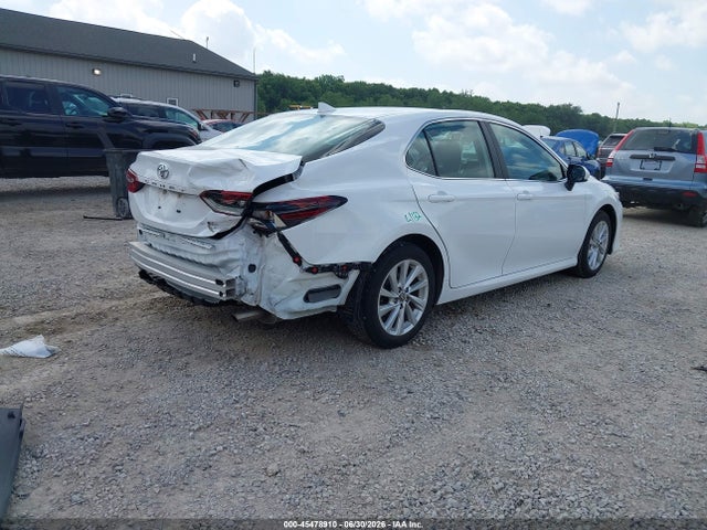 2024 Toyota CAMRY LE 照片 4