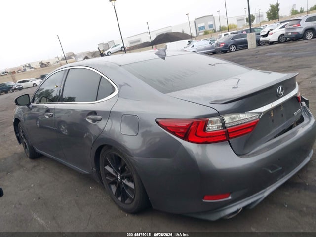 2016 Lexus ES 350 — миниатюра 14