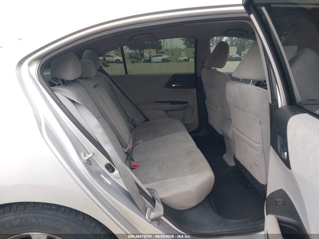 2013 Honda ACCORD LX 照片 8