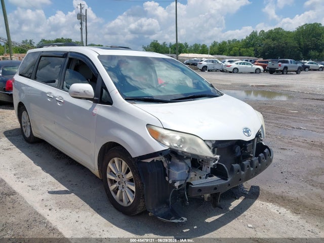 2012 TOYOTA SIENNA LIMITED V6 7 PASSENGER