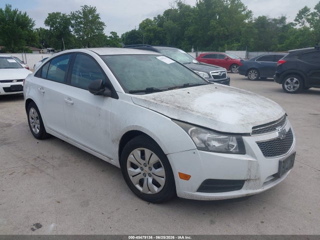 صورة 1 لـ 2014 Chevrolet CRUZE LS AUTO
