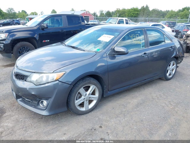 2012 Toyota CAMRY SE 照片 2