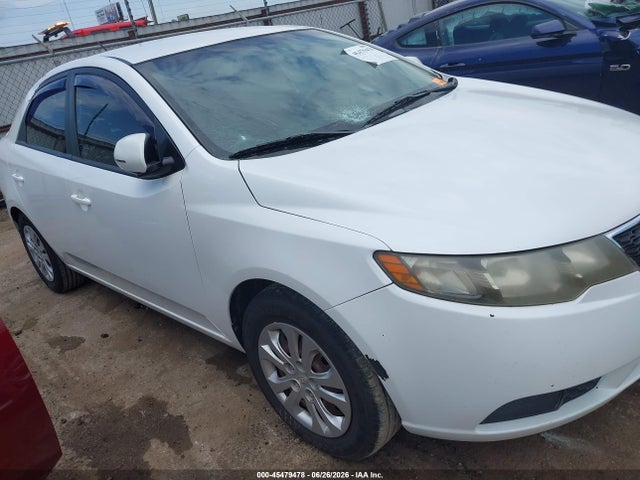 2013 KIA FORTE EX — миниатюра 13