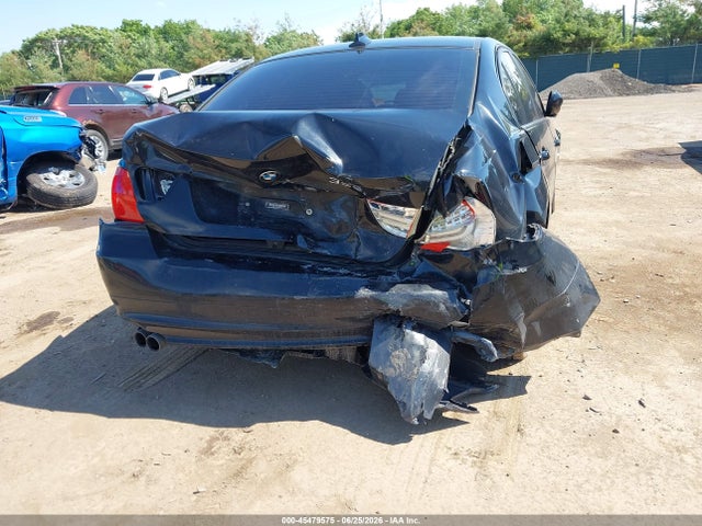 صورة 6 لـ 2011 BMW 328I XDRIVE