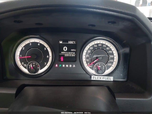 2017 RAM 1500 TRADESMAN 4X2 8' BOX photo 7