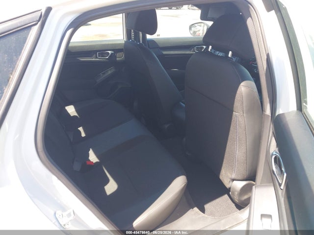 صورة 8 لـ 2025 Honda CIVIC SPORT