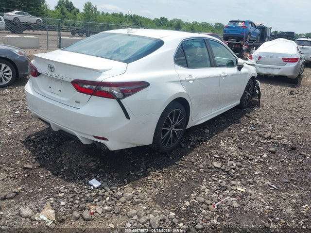 صورة 4 لـ 2021 Toyota CAMRY SE