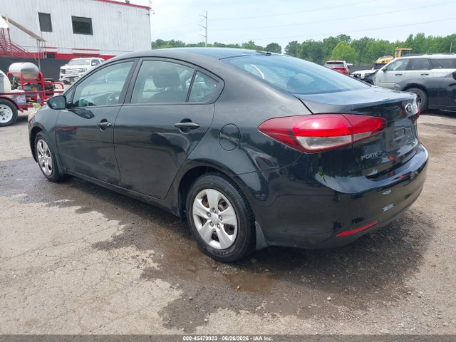 2017 KIA FORTE LX 照片 3