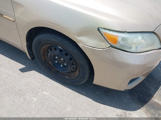 2010 Toyota CAMRY LE thumbnail 13