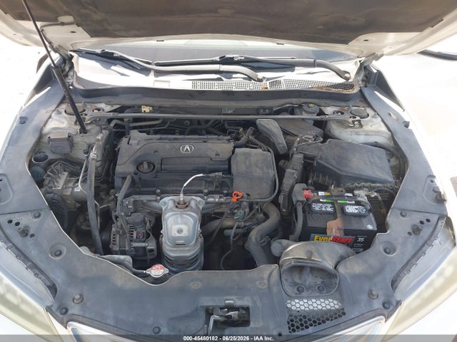 2015 Acura TLX photo 10