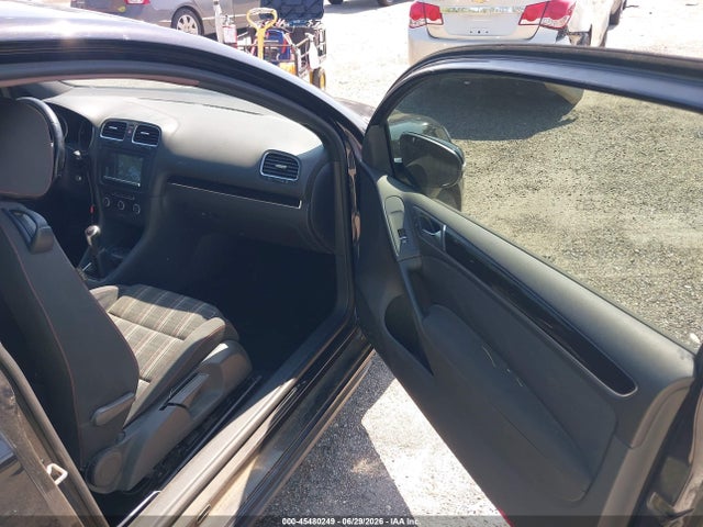 صورة 5 لـ 2013 Volkswagen GTI 2-DOOR