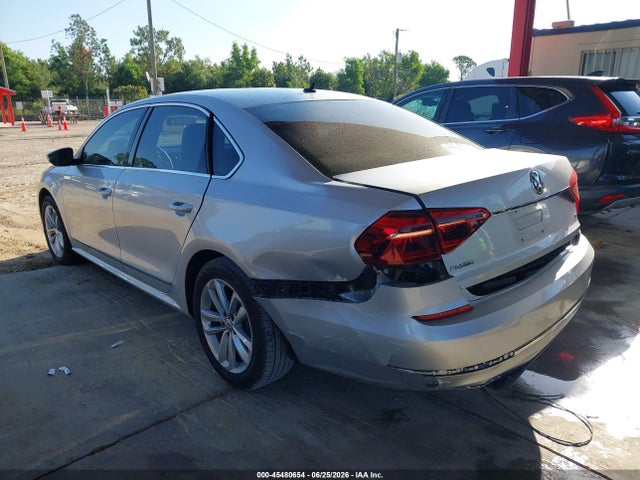 صورة 3 لـ 2017 Volkswagen PASSAT 1.8T S