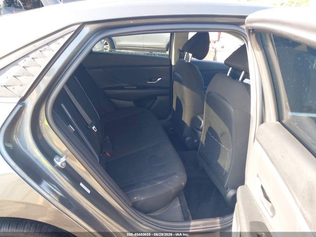 2025 Hyundai ELANTRA SEL CONVENIENCE 照片 8