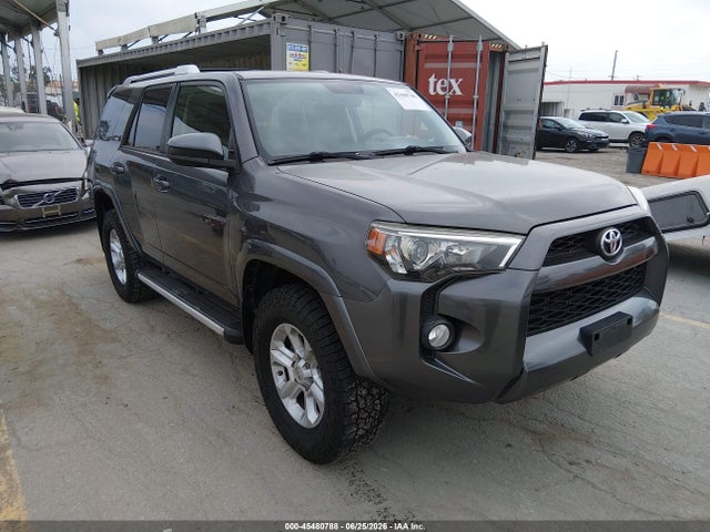 2017 TOYOTA 4RUNNER SR5