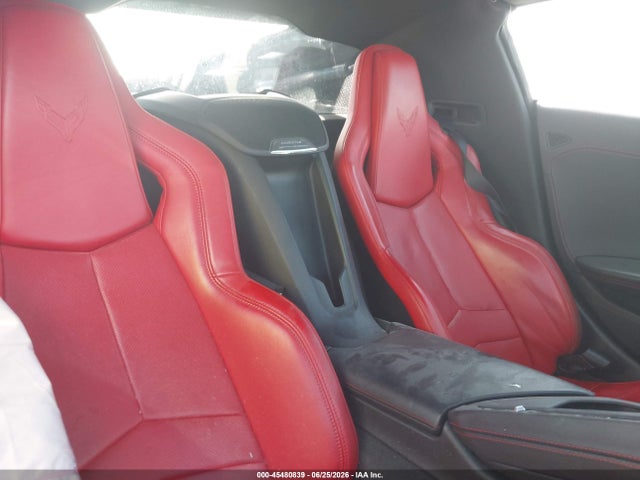 2025 Chevrolet CORVETTE STINGRAY RWD 1LT 照片 8