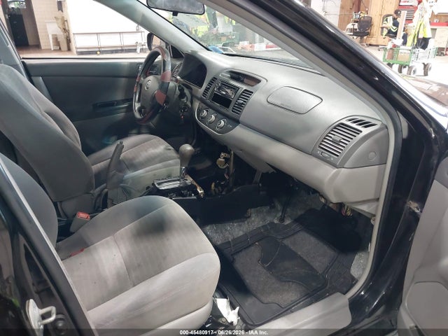 2006 Toyota CAMRY LE V6 photo 5