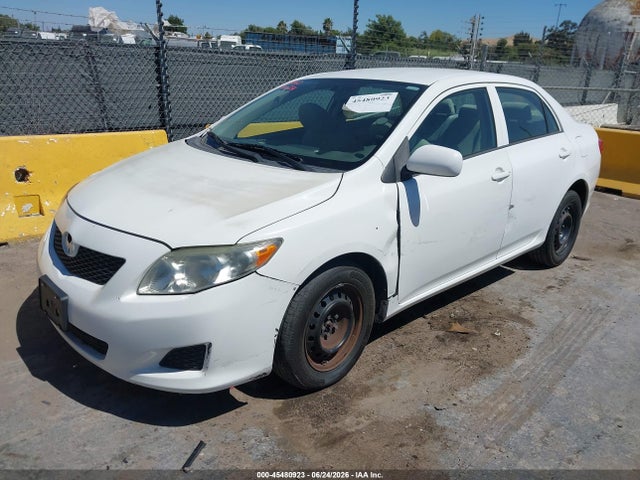2010 Toyota COROLLA LE 照片 2