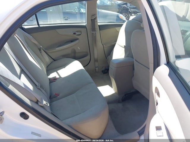 2010 Toyota COROLLA LE 照片 8