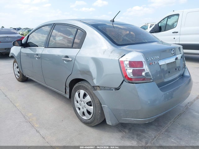 2010 Nissan SENTRA 2.0 照片 3