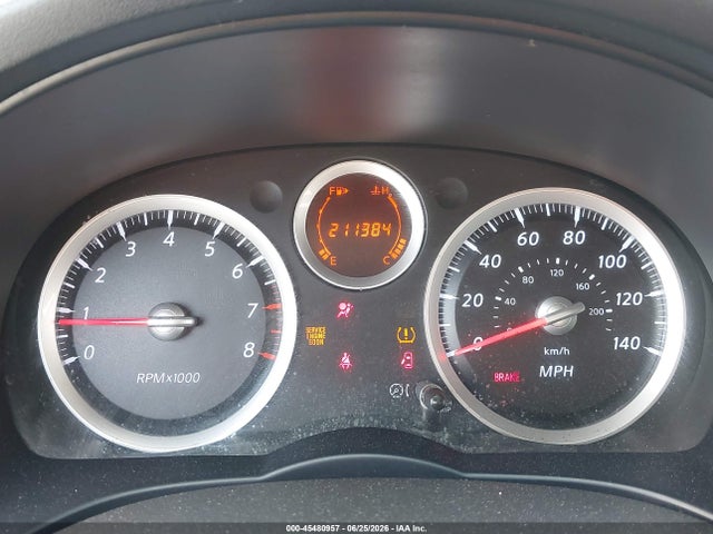 2010 Nissan SENTRA 2.0 照片 7