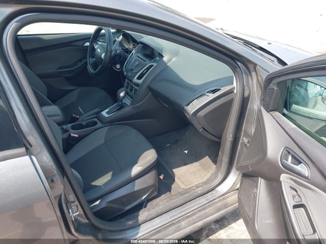 صورة 5 لـ 2012 FORD FOCUS SE