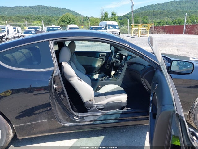 2013 Hyundai GENESIS 2.0T PREMIUM — фото 5