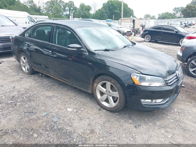 2015 Volkswagen PASSAT 1.8T LIMITED EDITION 照片 1