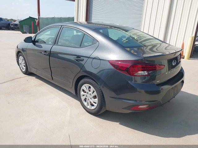 2020 Hyundai ELANTRA SE photo 3