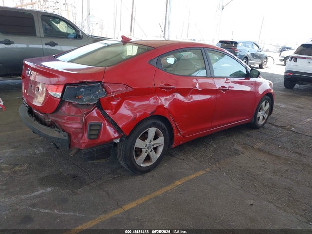 2013 Hyundai ELANTRA GLS — фото 4