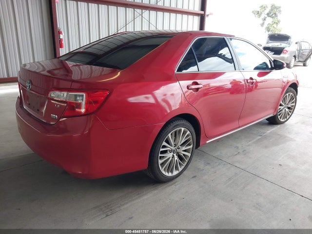 صورة 4 لـ 2013 Toyota CAMRY HYBRID LE