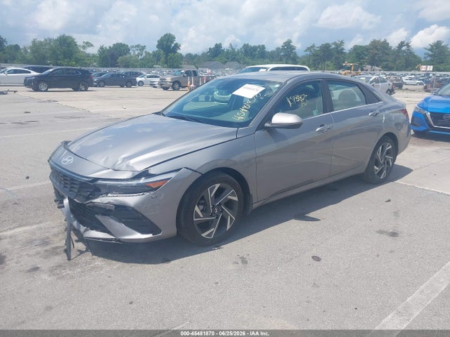2024 Hyundai ELANTRA SEL 照片 2