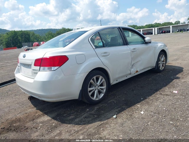 صورة 4 لـ 2014 Subaru LEGACY 2.5I PREMIUM