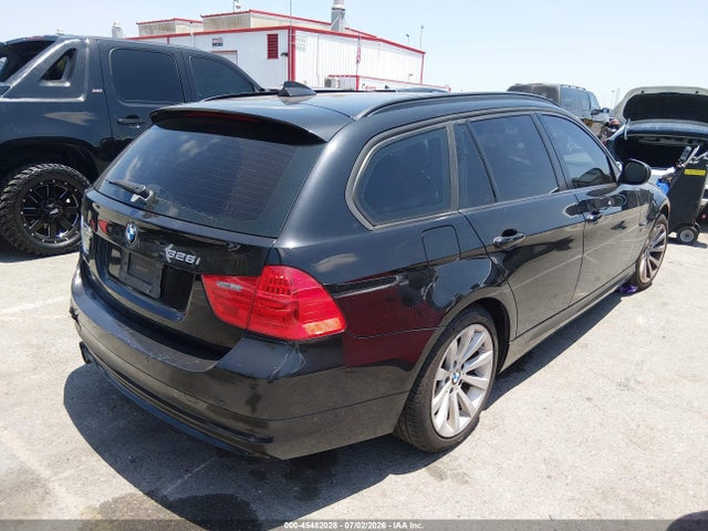 2011 BMW 328I XDRIVE — фото 4