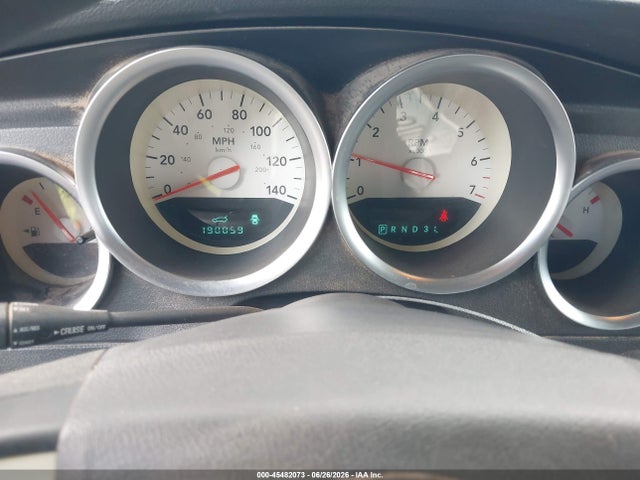 صورة 7 لـ 2005 Dodge MAGNUM SE