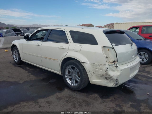 صورة 3 لـ 2005 Dodge MAGNUM SE