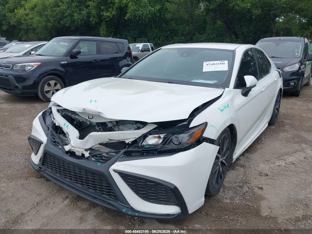 صورة 2 لـ 2021 Toyota CAMRY SE