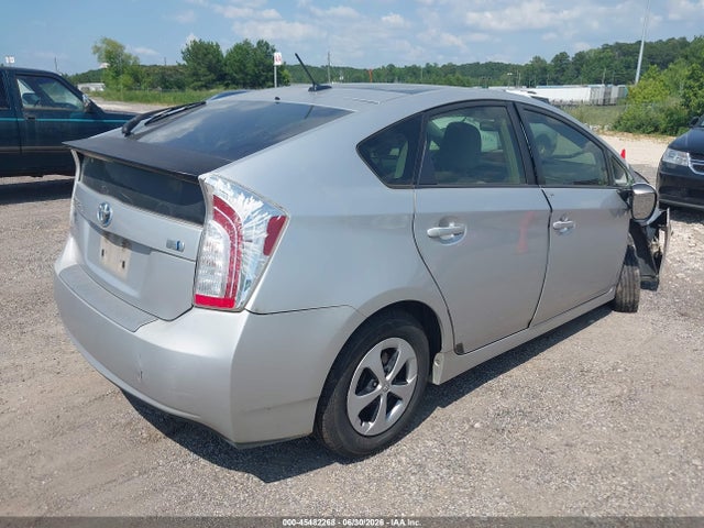 2012 Toyota PRIUS THREE — фото 4