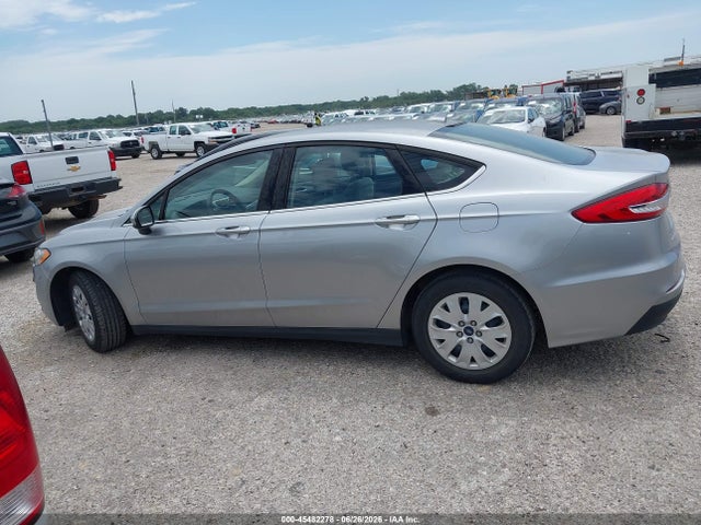 صورة مصغرة 15 لـ 2020 FORD FUSION S