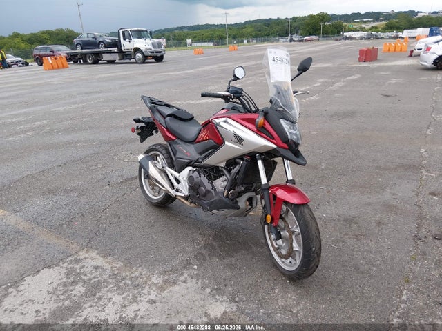 2018 HONDA NC750 X